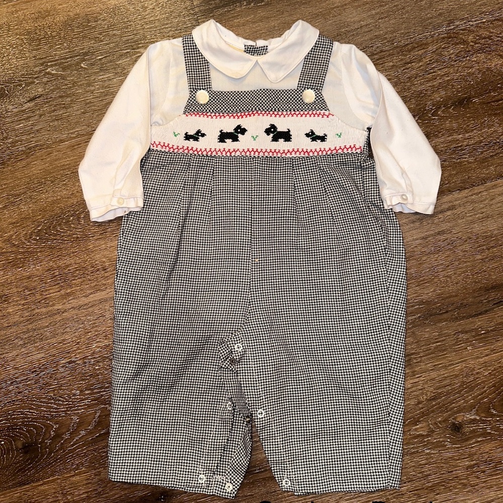 Carriage Boutique Houndstooth Smocked Longall with Scotties